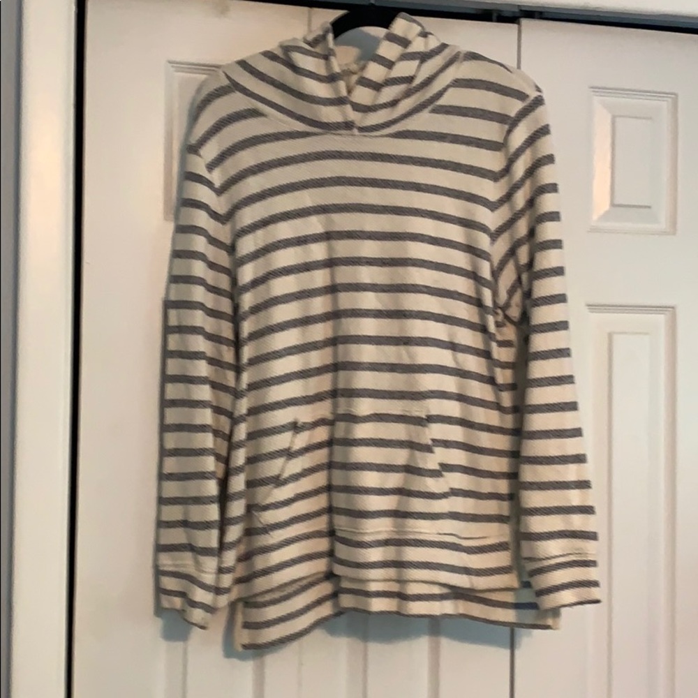 Old navy hooded sweatshirt